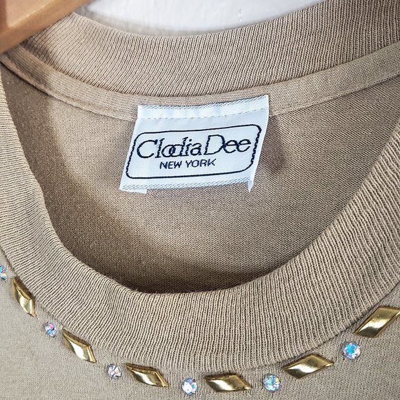 Vintage Tan Animal Print T-shirt - Picture 5 of 6